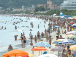 J em Jurer Internacional, praia lotada