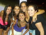 Nessa, Thay, Moni, Mel e Day no Planeta 