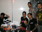 Guris da Fresno fazem um lanchinho antes do show