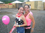 Amigas posam para a foto
