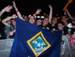 Meninas ansiosas pelo show da Ivete