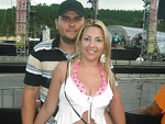 James e Andressa em frente ao palco giratrio, na rea Vip do Planeta SC 2010   