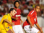 Depois de quase 9 meses se recuperando de leso, o atacante Valter voltou com tudo para o Inter e est pedindo passagem para o time principal