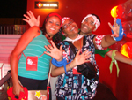 Rosa Abreu, em seu primeiro Planeta, junto com o filho Jorge e com a nora Elisiane