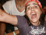Vanessa envia a foto de Liz indo ao delrio no show da Claudia Leitte
