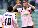 Palermo 3x0 Fiorentina – Igor Budan (D) marcou o terceiro gol na vitria do Palermo