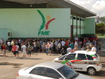 Protesto em Jaragu do Sul contra a demolio do Ginsio Arthur Mller