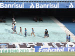 Pblico aos poucos foi tomando conta das arquibancadas do estdio Olmpico para conferir o jogo entre Grmio x Inter-SM, vlido pela semifinal da Taa Fernando Carvalho