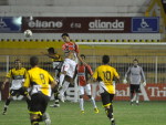 Jogo no Heriberto Hlse foi muito disputado neste domingo