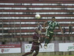 Com dois gols de vantagem, o time blumenauense relaxou e deixou o advers�rio empatar