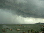 Praia de Itaguau, em Florianpolis