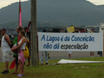 Protesto contra o Plano Diretor de Florianpolis rene 500 pessoas na Lagoa da Conceio
