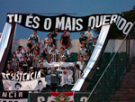Torcida comparece no Orlando Scarpeli para dar fora ao Figueirense