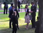 A bermodel Gisele Bndchen e o marido, Tom Brady, estiveram presentes na cerimnia at s 22h