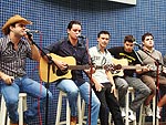 Galera das bandas Pedrinho e Lo e Sonia Bis