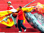 Torcedores chegando aos poucos no Beira-Rio para acompanhar o jogo entre Inter x Universidade, vlido pela stima rodada da Taa Fbio Koff