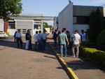Equipe de alunos de Campo Verde (MT) visitam fbrica da Massey Ferguson 