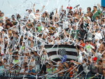Torcedores lotaram o espao reservado  torcida alvinegra