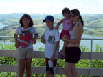 Nossa viagem conhecendo a barragem de It, na foto minha filha Julia, Guilherme, Valentina e minha amiga/irm Jaqueline. - Lizete Machado, de Itapema - SC -