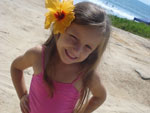 Minha filha Clarice na praia de Garopaba, vero 2010. Um espetculo de praia. - Adriana Medeiros, de Tubaro - SC -