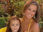 Leniara Sabin Machado: Eu e Maria Eduarda, minha linda e amada filha, um anjo que Deus me presenteou e que veio para iluminar e dar alegrias na minha vida e de minha famlia.... Amor eterno!