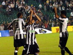 Jogadores agradecem ao apoio da torcida no Scarpelli