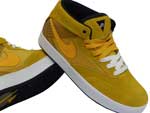 Na srie de produtos limitados, calados no vo faltar. All Star, Adidas, Nike.  para ser brasileiro dos ps  cabea