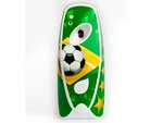  Bom Ar Air Wick FreshMatic celebra a chegada da Copa com uma verso comemorativa do purificador de ar. O aparelho vem com refil de lavanda e um adesivo decorativo para personalizar o produto