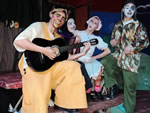 TEATRO ADULTO - Os Saltimbancos