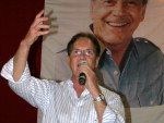 Adroaldo Loureiro discursando