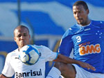 No segundo tempo o Cruzeiro marca, mesmo com a presso gremista
