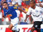 Aos 45 minutos do primeiro tempo Borges marca para o tricolor