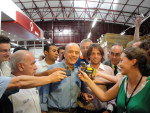 Daniel Borghetti Furlan recepciona o candidato a presidncia, Jos Serra, durante a Festa da Uva 2010