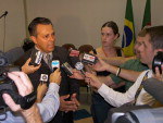 Candidato Enio Bacci, do PDT, em coletiva de imprensa na SSP