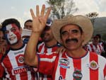 Torcedores do Chivas chegam ao estdio