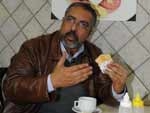 No Caf Panamerico, em Porto Alegre, Paim comeu um prensado e bebeu um caf-com-leite