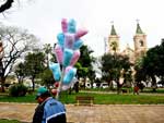 A praa em frente a catedral 