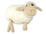 Ainda da Imaginarium, a almofada Sapo Rei tem o conforto do abrao e uma utilidade a mais: serve como porta-pijamas. Custa R$ 79,90. No formato de ovelha sai por R$ 74,90