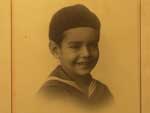 O folclorista nasceu no dia 12 de julho de 1927, em Santana do Livramento. 