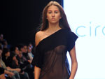 Desfile de Camila Dubina