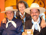 Rui Biriva, Neto Fagundes e Nico Fagundes no Palco do Galpo Crioulo, em Chapec-SC
