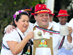 Desfile de abertura da XXV Fenarreco.