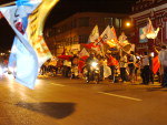 Joinville (SC) - Petistas comemoram a vitria de Dilma Rousseff a presidncia da repblica na Avenida Gatlio Vargas