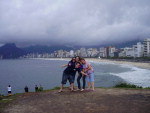 Rio de Janeiro - Caroline Berto, Rodrigo, Rhuana e Claudete Kloppel, de Blumenau, em novembro de 2010.