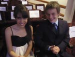 Atores Marcela Hoeppers e Pedro Tergolina aguardam incio da cerimnia de premiao