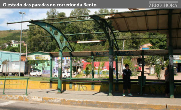 O estado das paradas no corredor da Bento Gonçalves