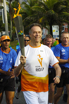 S&eacute;rgio Huoliver&nbsp;/&nbsp;COB