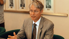 Robinson Estr&aacute;sulas, BD, 22/11/2005 &nbsp;/&nbsp;