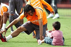 Alexandre Lops&nbsp;/&nbsp;Divulga&ccedil;&atilde;o