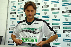 Fl&aacute;vio Neves&nbsp;/&nbsp;